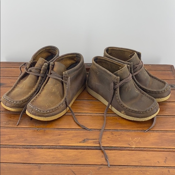 toddler clarks wallabees